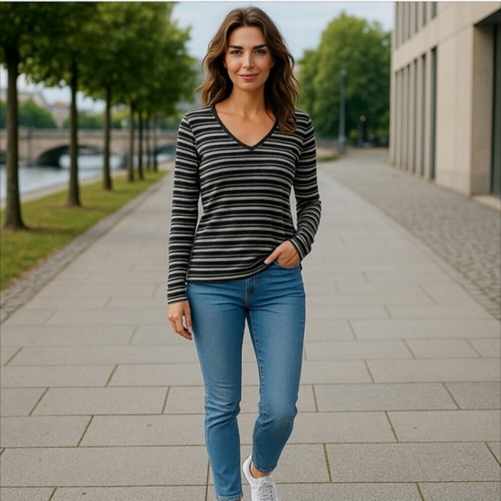 American Eagle Soft & Sexy Striped Long Sleeve Size S